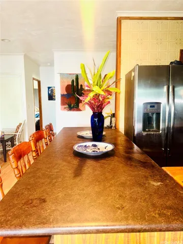 Kitchen Breakfast Bar