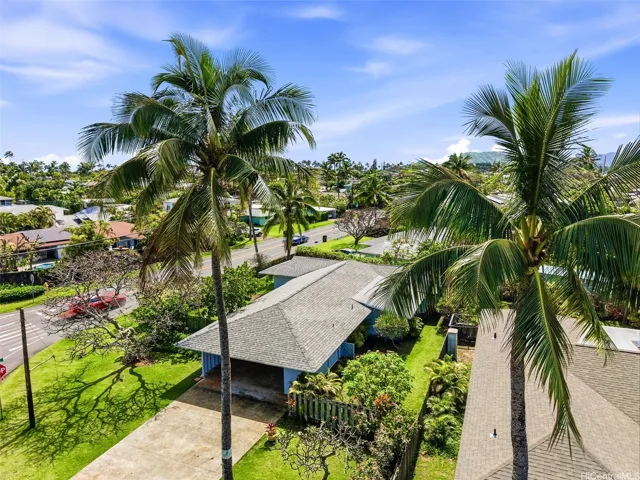 Located on corner of N. Kainalu Dr. and Kaha St. with driveway on Kaha St. for easy access in and out!