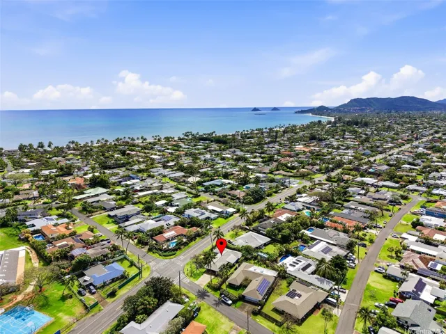 Enjoy utilizing the designated bike/walk path on Kainalu Drive