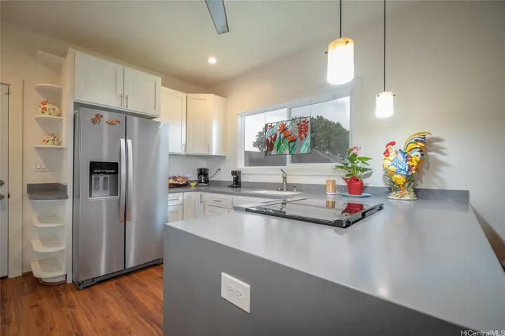 Lots of Counter Space!