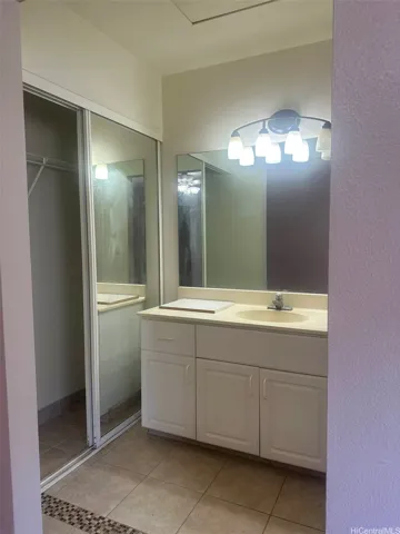 Master Bath Room