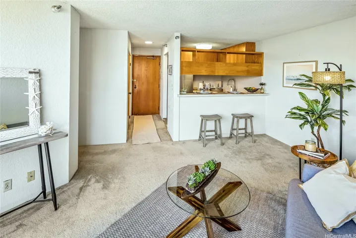 Open layout makes to look the unit bigger than actual size