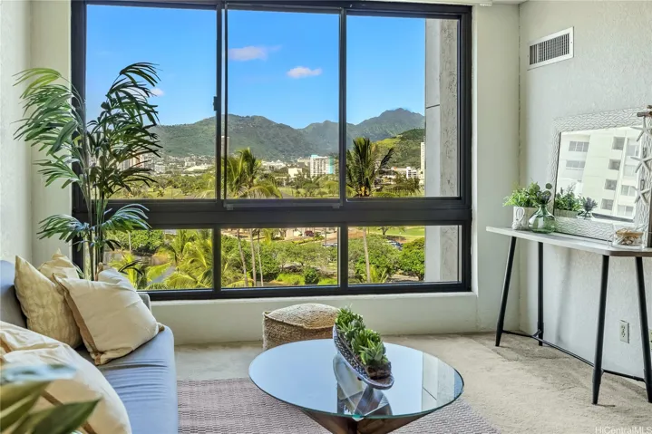 You can spend peaceful moment at the living room