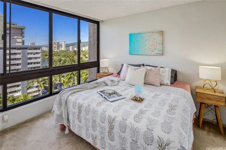 Large bedroom