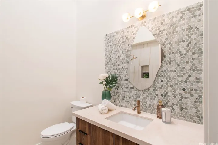 Secondary bathroom, mimicking the spa like luxuries of the primary bathroom