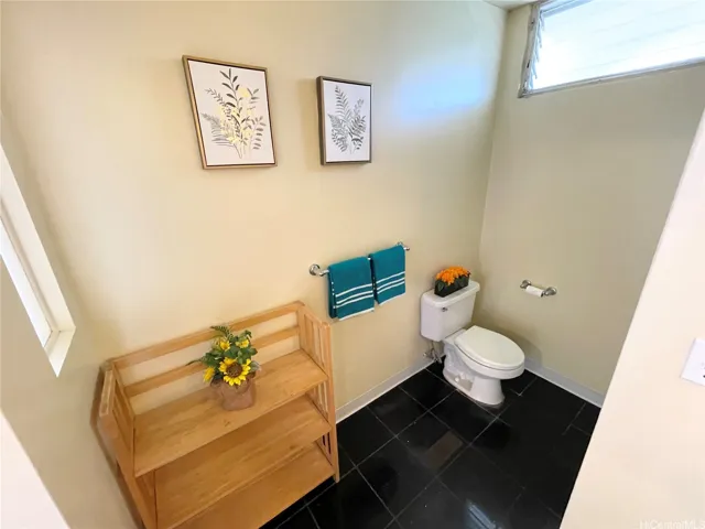 Spacious bathroom