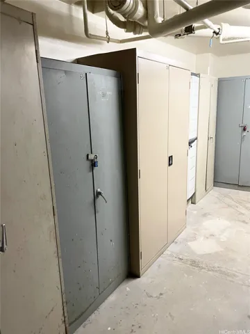 Storage locker for 3H