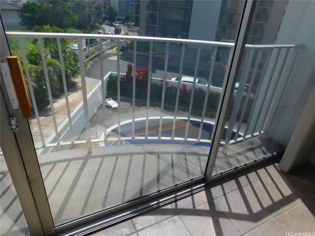 Lanai overlooks the pool and the car wash lane.