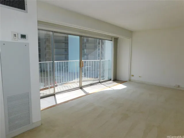 Large lanai