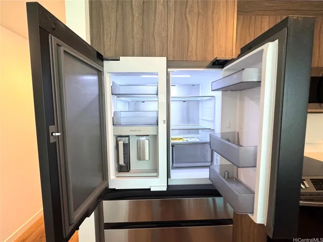 Fridge