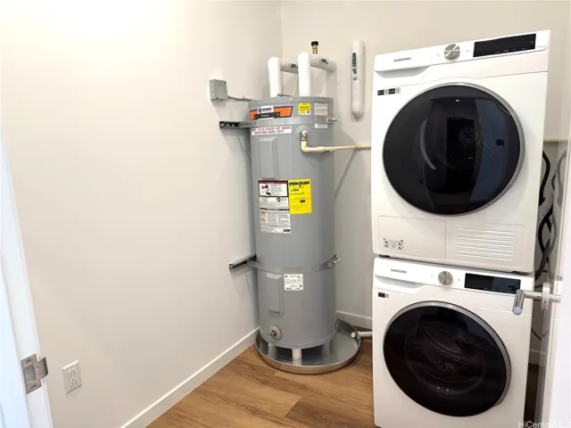 Washer/Dryer, Water Heater