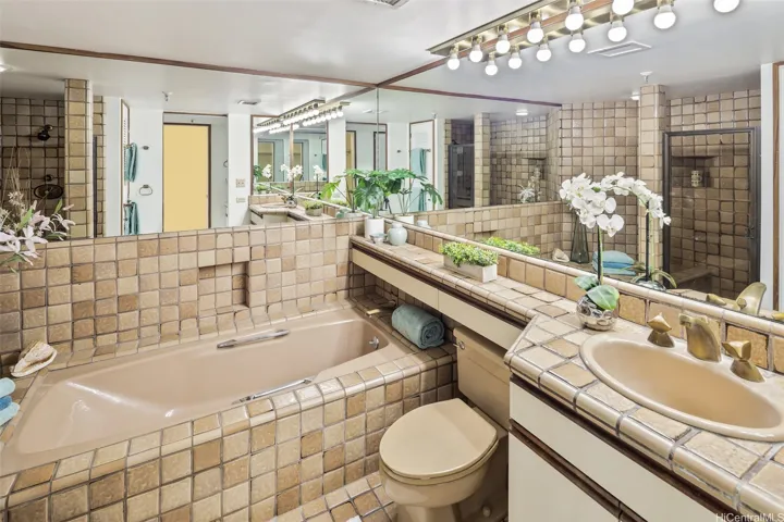 Primary Bedroom bathroom.
