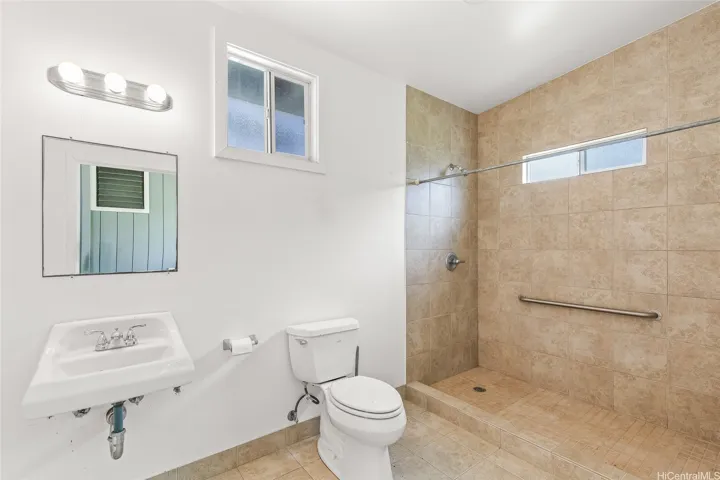 Garage full bathroom