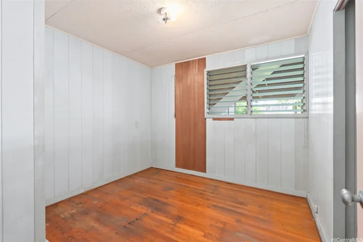 Downstairs Bedroom #4