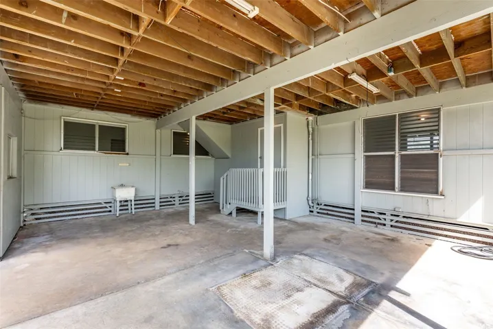 Back Lanai and Entry