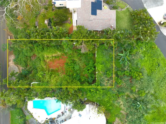 Enhanced with approximate lot line