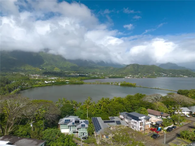 historic Kahalu'u Fishpond