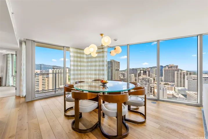 Dining area with beautiful mountain views