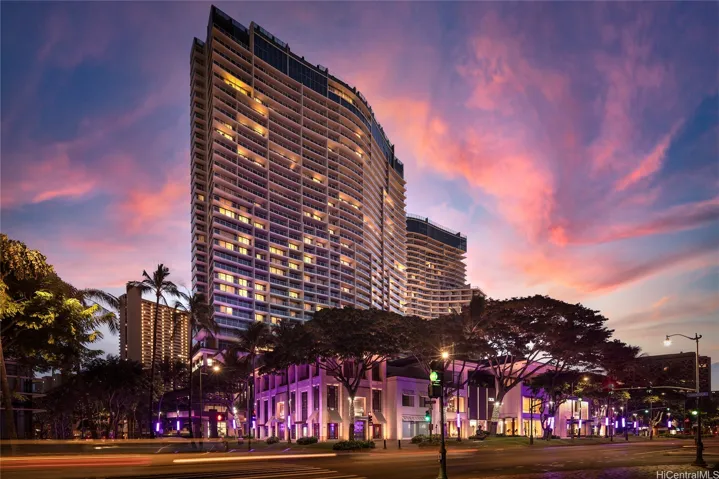 Best of Honolulu - The Ritz-Carlton Residences, Waikiki Beach