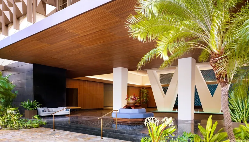 Accommodating valet parking provides convenient, stress-free vehicle parking