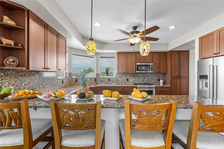 Kitchen bar located just off the lanai