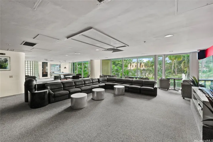 amazing space for entertaining