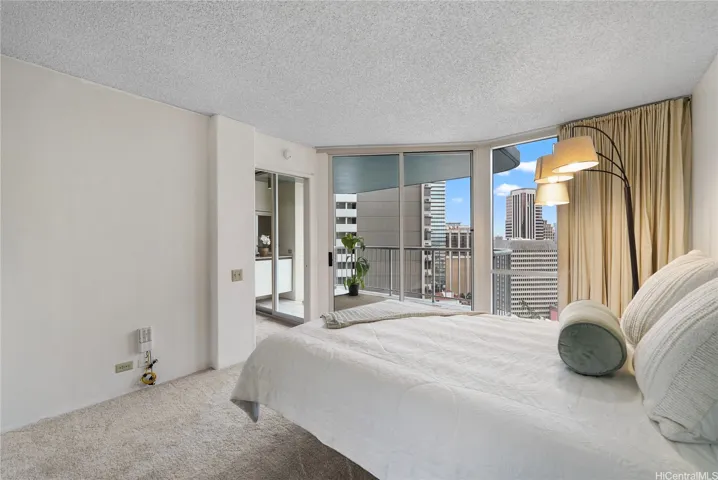 Privacy even with main bedrooms doors and windows open