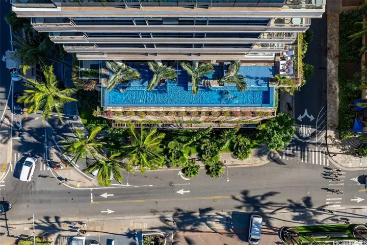 Exquisite luxury Infinity Pool
