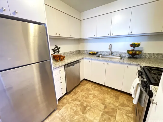 Kitchen 2