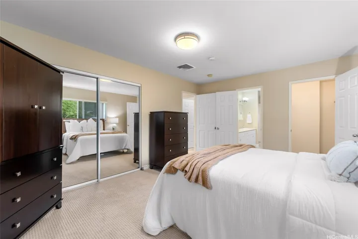 Main spacious bedroom.