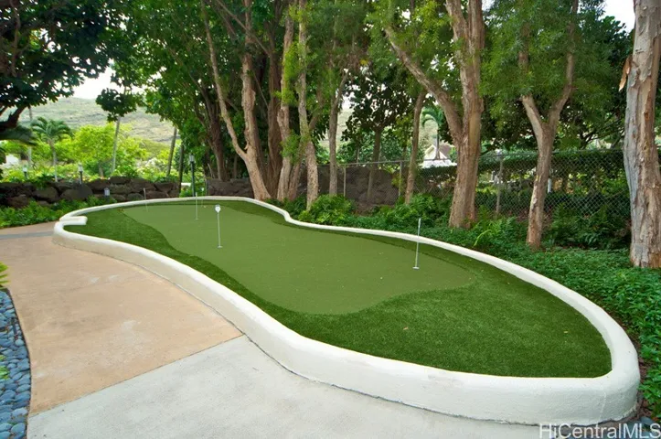 Putting green and racquetball courts (not shown)
