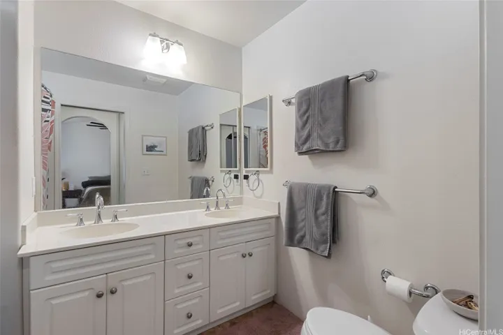 Ensuite master bath