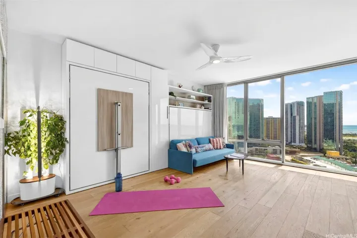 Flex space + Sofa configuration