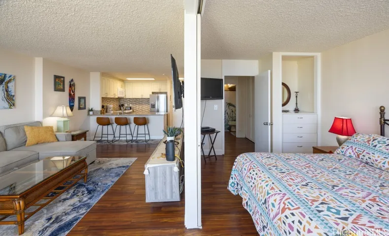 Living Room & Bedroom
