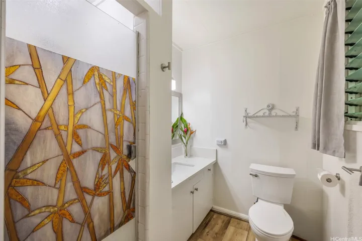 Bathroom #2