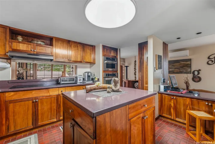 Kitchen 3