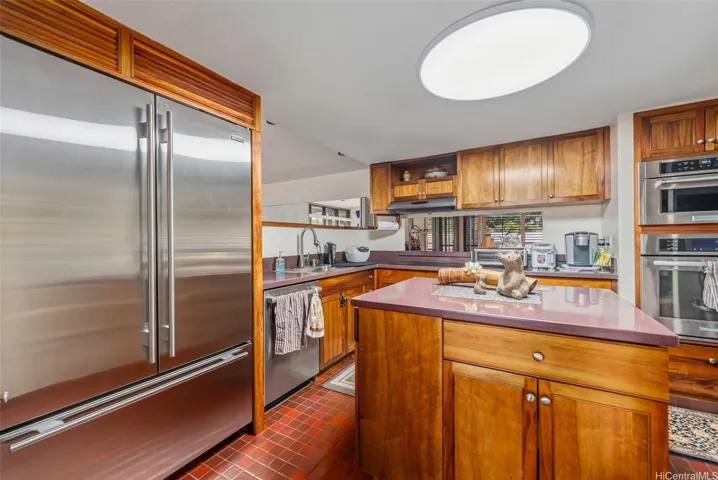 Kitchen 2
