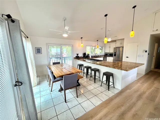 2nd Floor- Dining Area