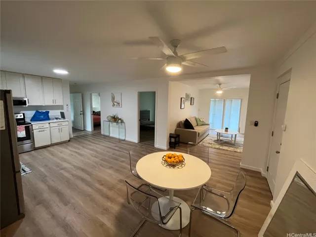 1st Floor- Kitchen/Dining Area