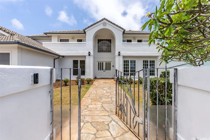 Exterior Entrance/front door