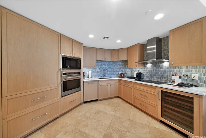 Open-concept Kitchen