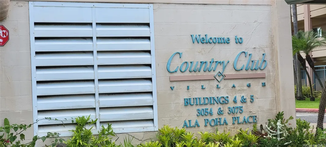 Country Club Village 4 &5 Entry Sign.