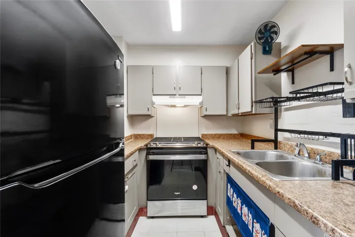 Kitchen appliance view highlighting move-in-ready convenience.
