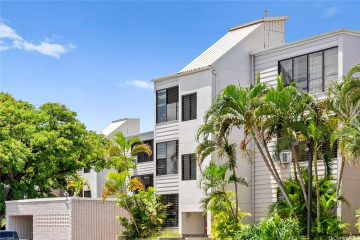 Kahe Kai building exterior in a West Side coastal setting.