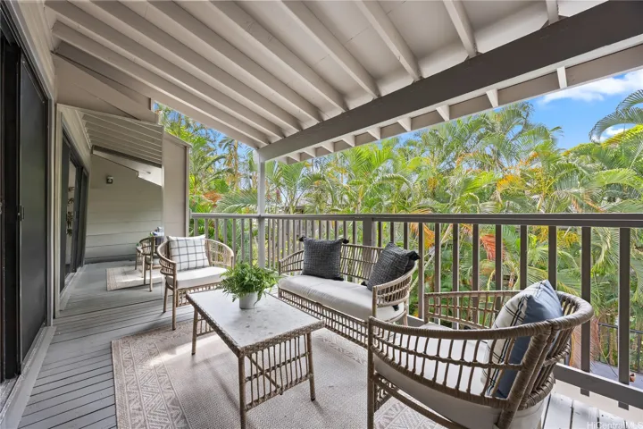 Large covered lanais provide you an outdoor living space to relax and enjoy