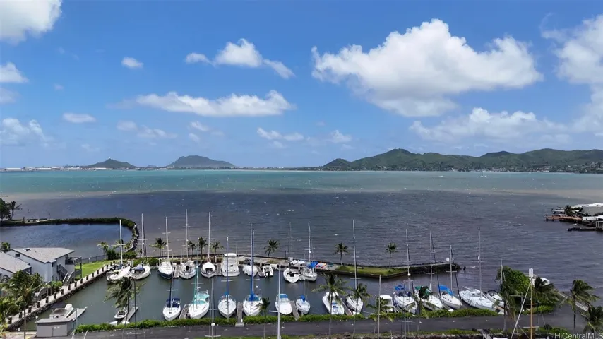 Makani Kai Marina is the premier sailing community on the Windward side of Oahu