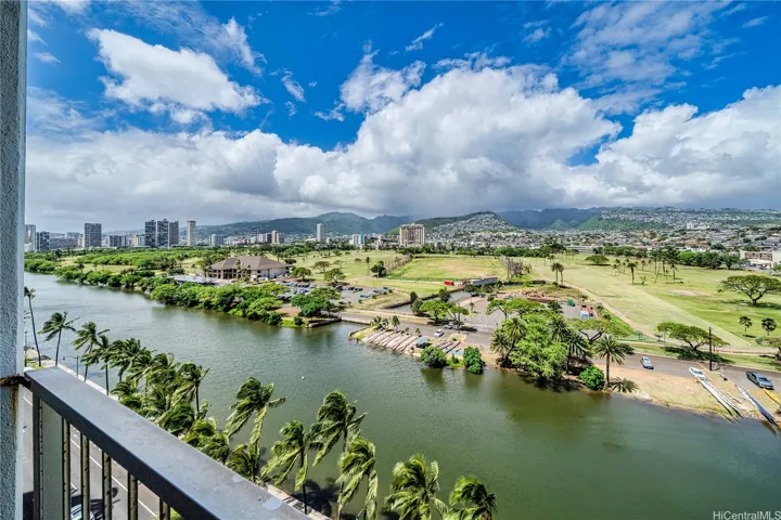 Amazing mountain, Ala Wai Canal and golf course views.