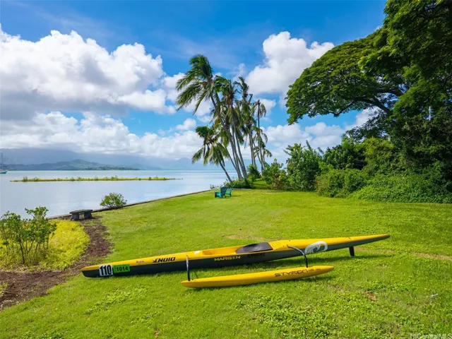 This expansive lawn offers convenient water access, perfect for launching canoes, paddle boards, and kayaks.