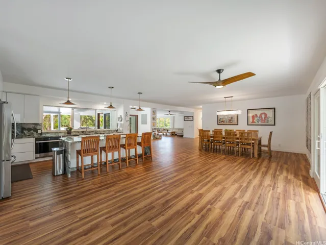 Entertainment area, Kitchen and Dining Room