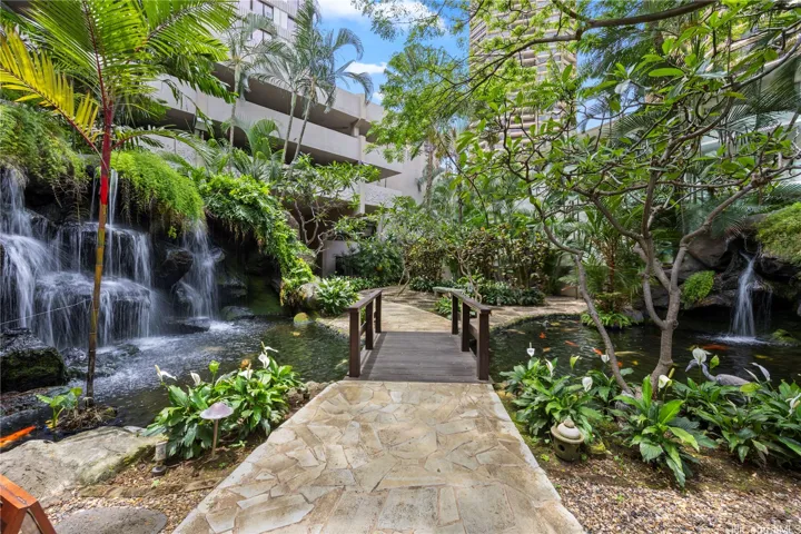 Pathway to the main entrance.